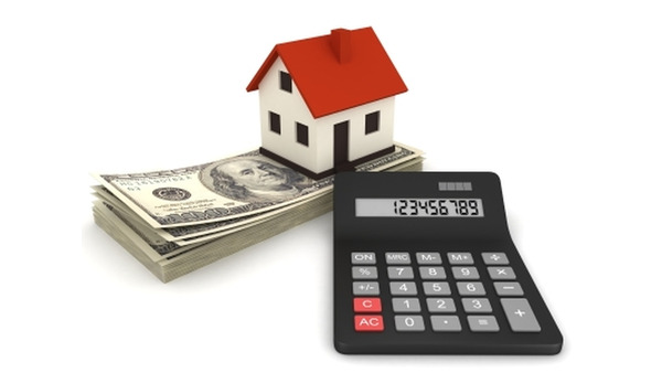 住宅ローンの支払いが限界に…　任意売却と競売はどっちが良いか