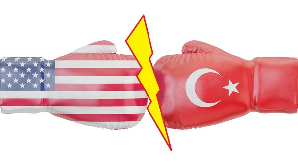 熾烈な攻防が続くトルコリラは復活できるのか？　アメリカを提訴したトルコ政府の動きに注視。 画像