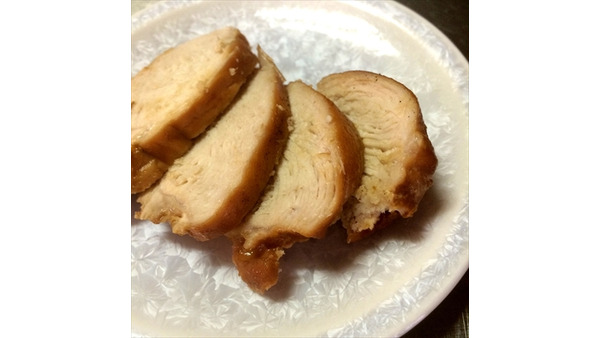 【時短・節約レシピ】常備菜にも　鶏むね肉で簡単やわらか鶏チャーシュー 画像
