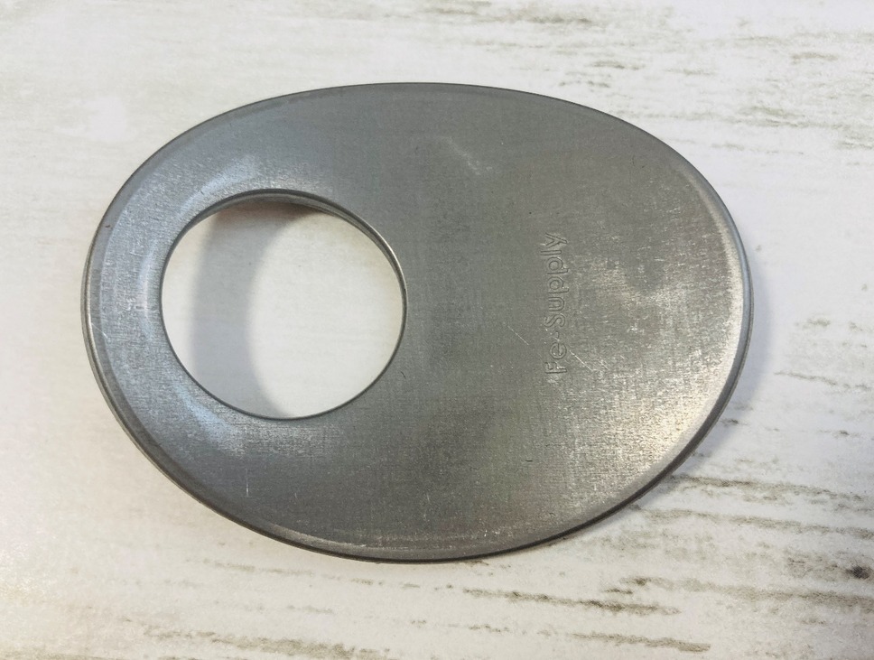 Feサプリ鉄製プレートは手のひら程度のコンパクトなサイズ感