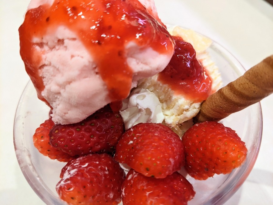 いちごがたくさんのっている