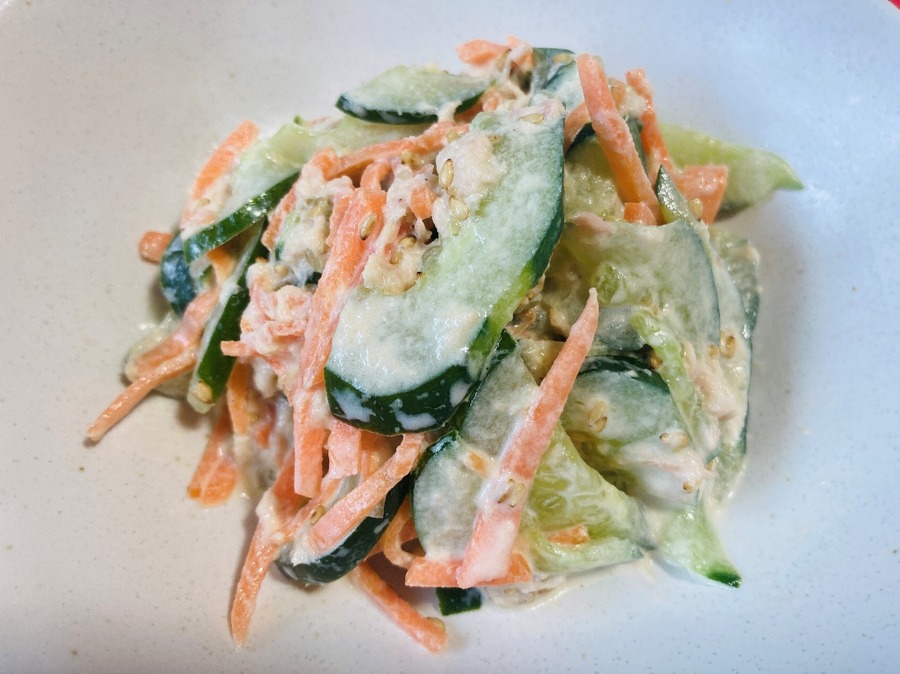 野菜エキスなどが一緒にブレンドされている