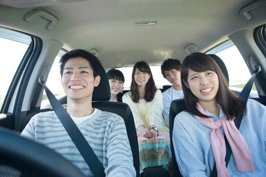 レンタカークーポンでお得に利用