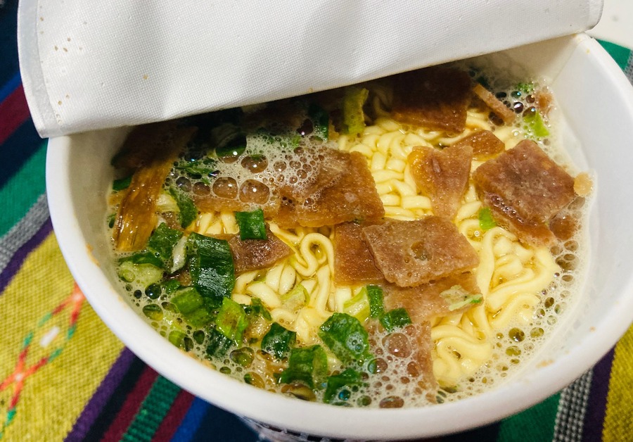 カップラーメン