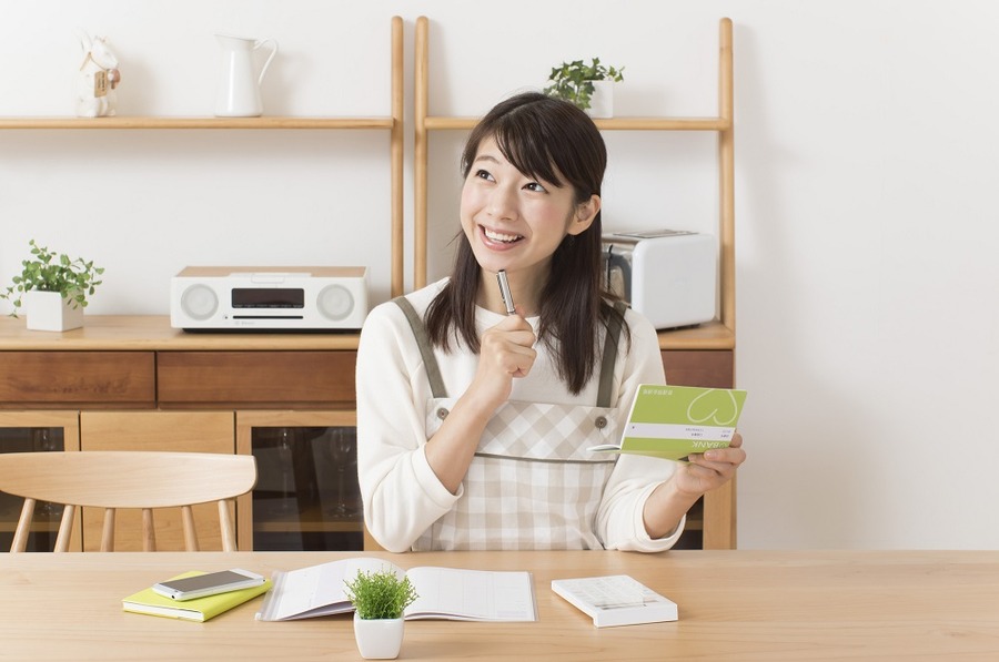 脱「ご祝儀貧乏」　交際費を積立てて回避しよう