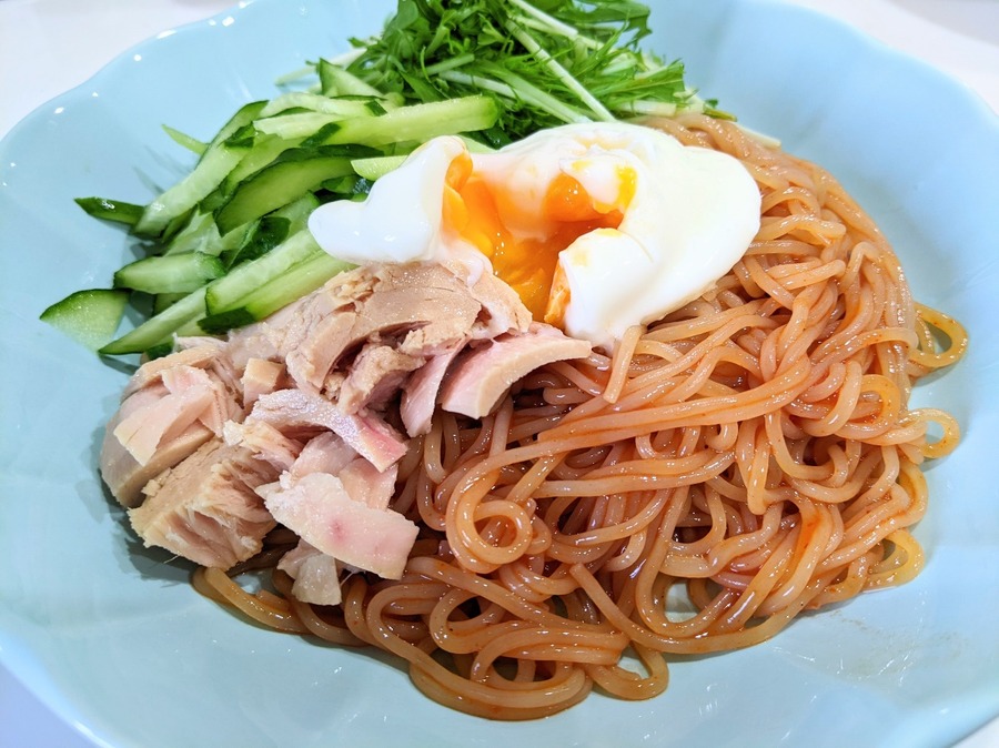 コチュジャンベースの甘辛味でそれほど辛くない