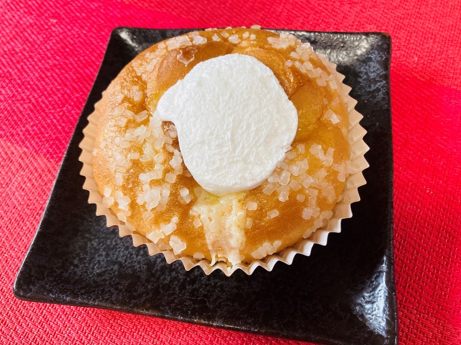 表面のザラメがインパクト大