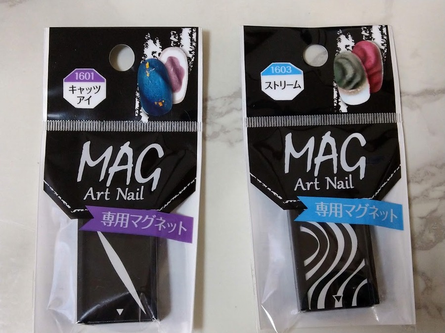 一度に全部塗ってしまうと乾いて模様が出なくなるので注意