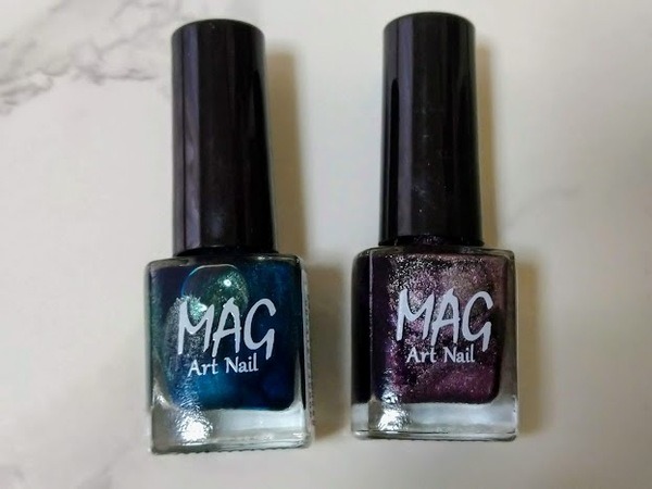 人差し指、中指はキャッツアイ