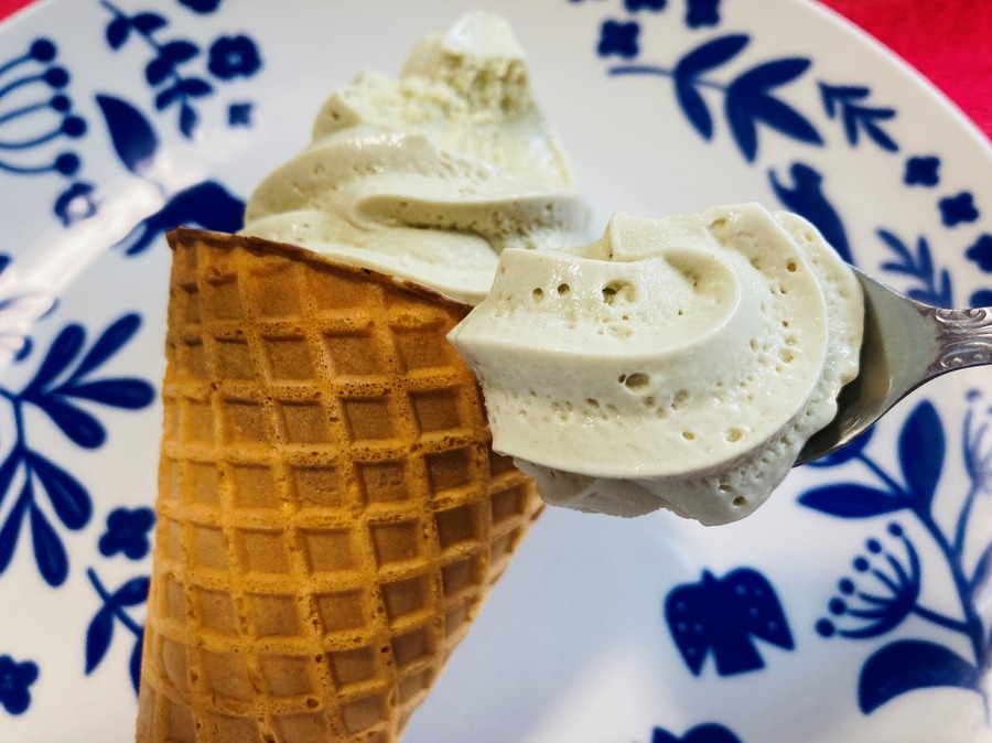 ピスタチオの香ばしい風味が口の中いっぱい