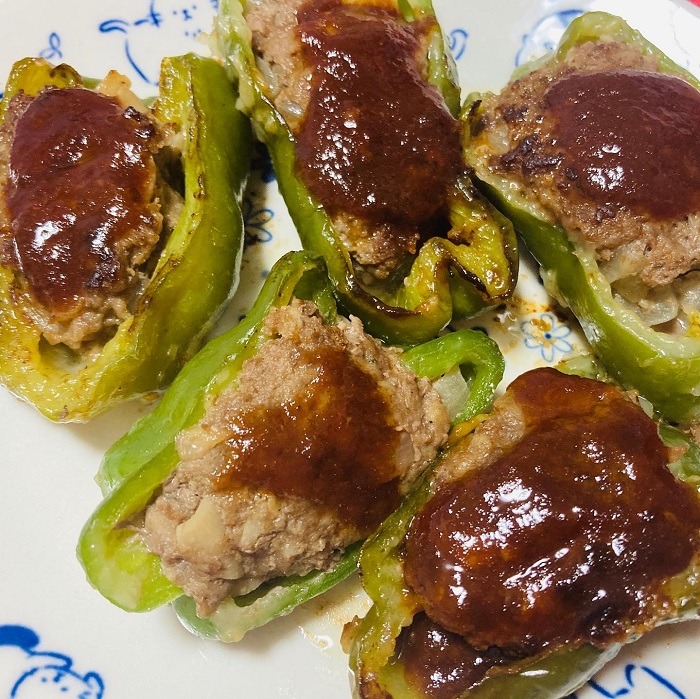 ピーマンの肉詰め