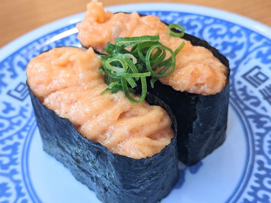 とろけるサーモン軍艦