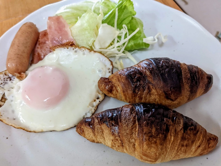 焼きあがったクロワッサン