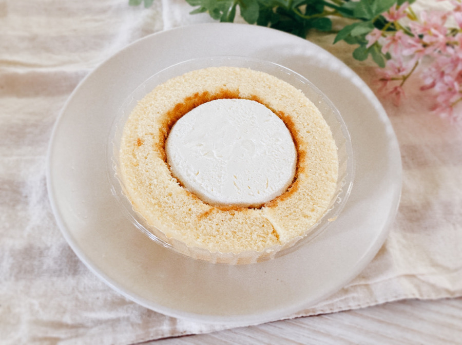 “プレミアムロールケーキ”に似ています