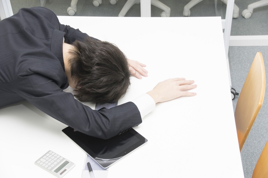 睡眠不足による経済損失は「5兆4000億円＝国民1人あたり4.5万円」