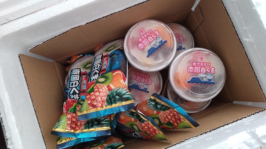 南国しろくまのかき氷にアイスバー