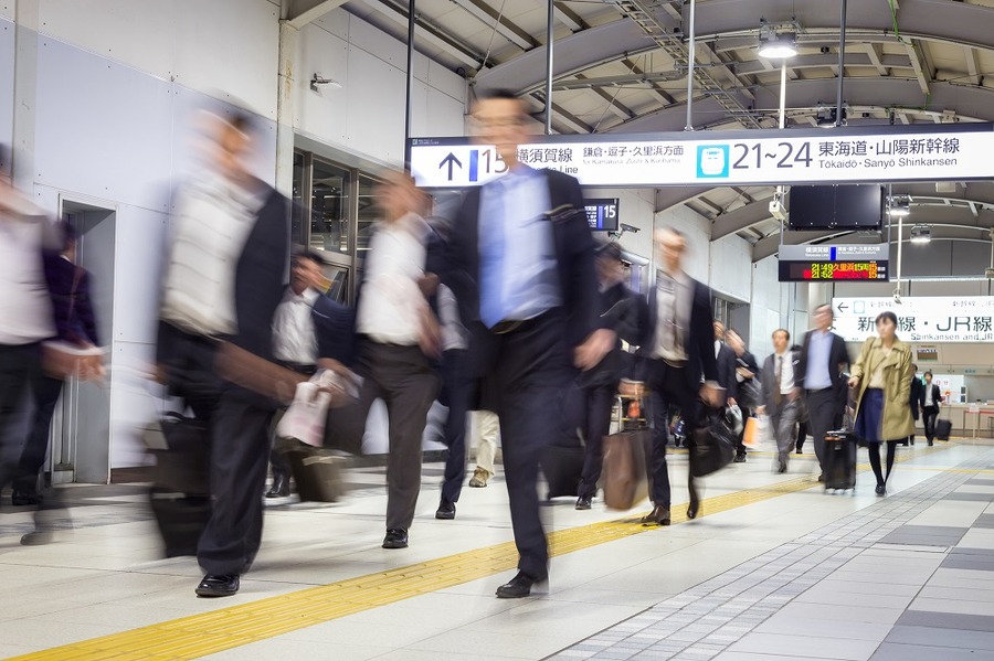 通勤交通費について覚えておきたい基本事項　それぞれの非課税限度額は？