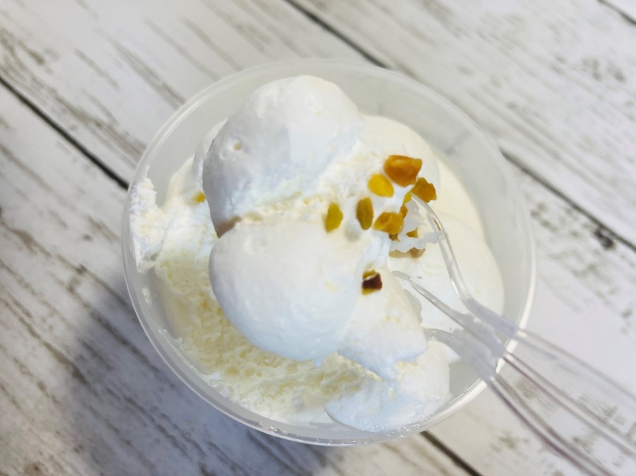 トッピングはピスタチオ