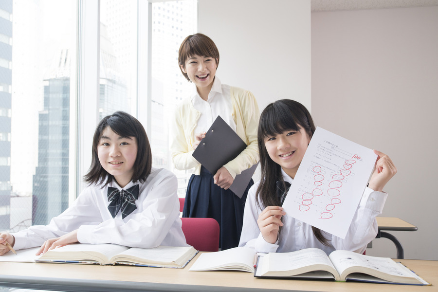 塾長の話しは冷静に聞くべし　塾は季節ごとに様々なオプションで親を誘惑してくる