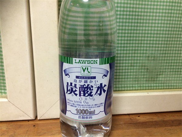 ローソンストア100（100円ローソン）でダイエット　気になる商品を試してみました