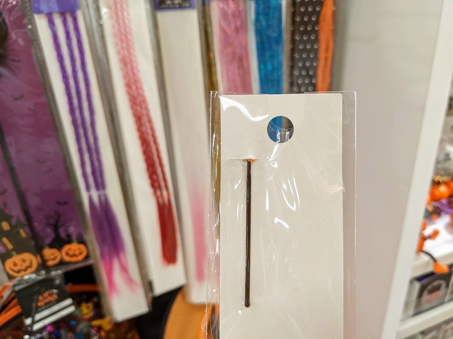 ダイソー・セリアのエクステは使い勝手＆コスパ大！元美容師おすすめ「ズレなくなる裏技」も