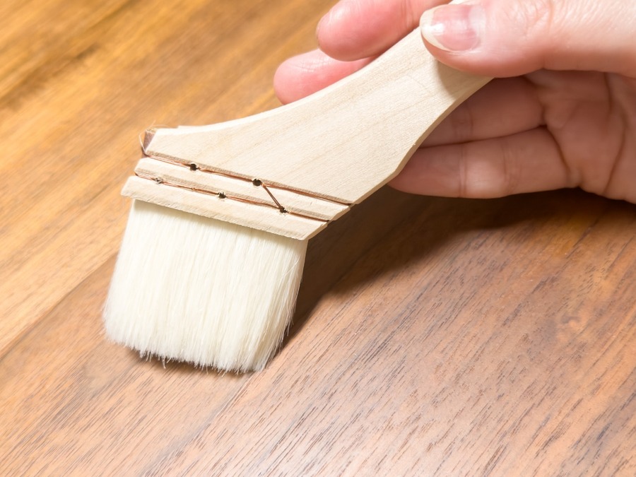 秋の小掃除に欠かせない「刷毛」　80円で超細かい場所の汚れを落とせるすごいアイテムレビュー