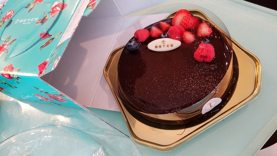 スギポイントでクリスマスケーキ