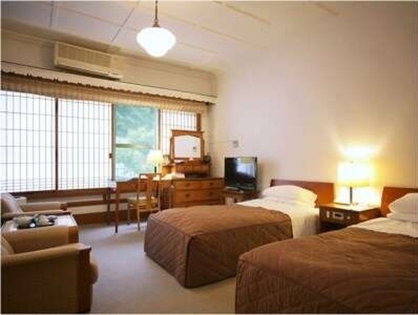 平日がお得な「平日にもう1泊」キャンペーンを紹介　3300円の貸切風呂が無料、ワゴン車レンタルが最大40%引きなど