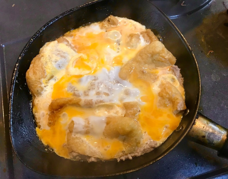 たまごとじ丼