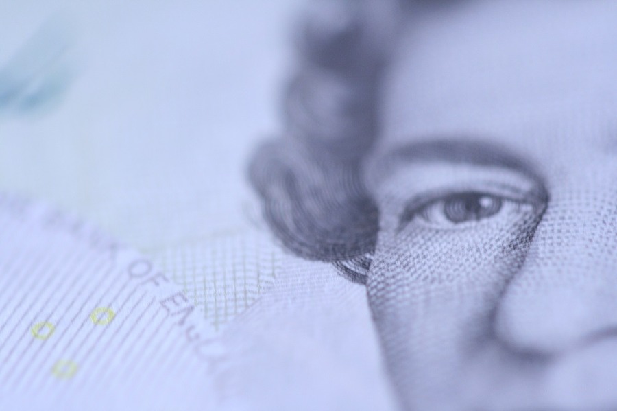英国EU離脱決定後の投資戦略　買うべき株は？
