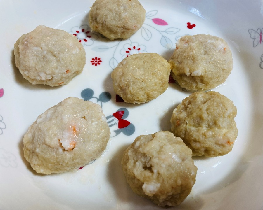 団子状に丸めます