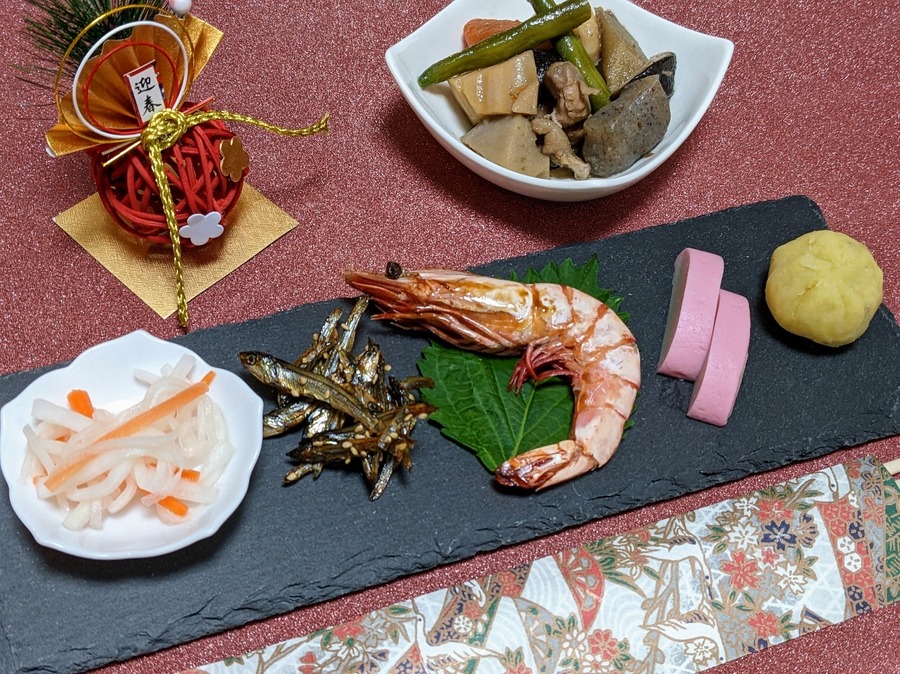 1皿300円台で満足！「ワンプレートおせち」でお正月も食費節約
