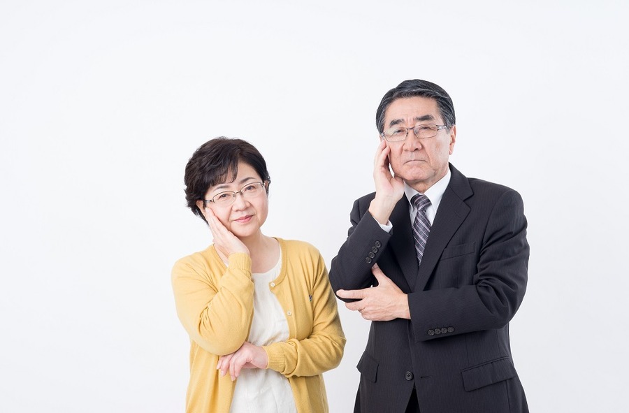 定年退職後は「年金」or「基本手当」どっちにする？　有利な方を選ぶ方法