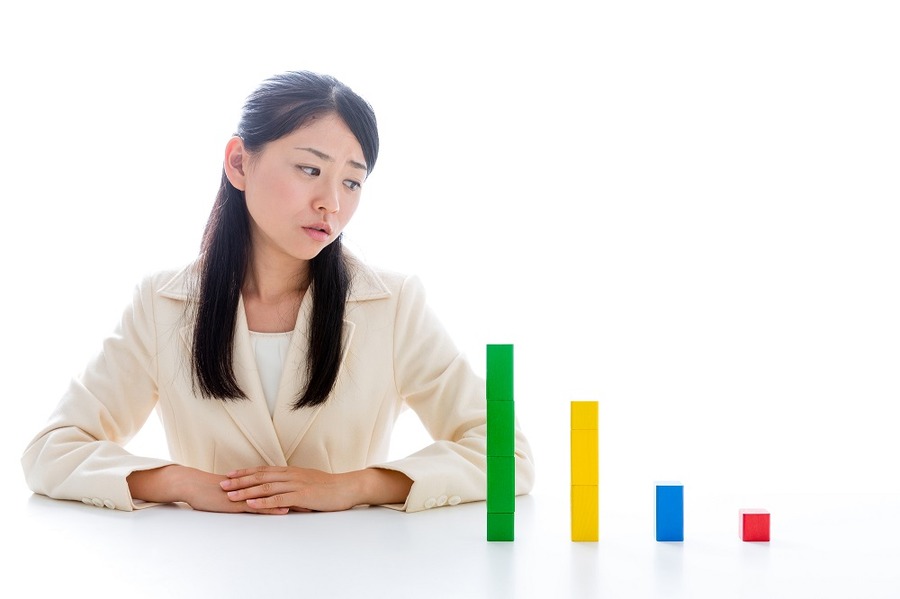 今のうちに仕込んでおきたい「デフレ銘柄」3つ