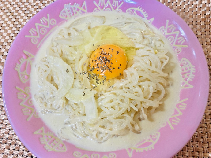 白滝に味が馴染むまで2～3分程度煮込みます