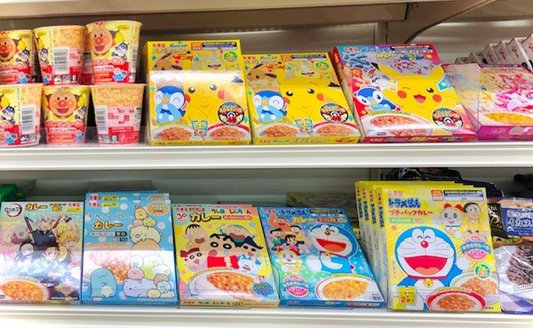 キャラクターのレトルトカレー