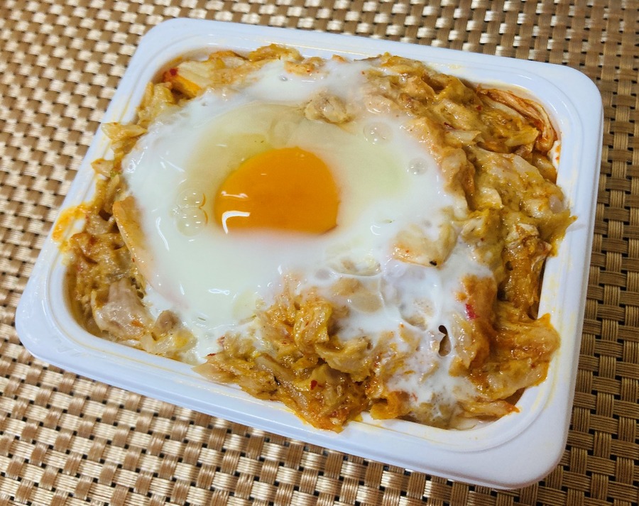 ツナマヨ入りキム玉ご飯