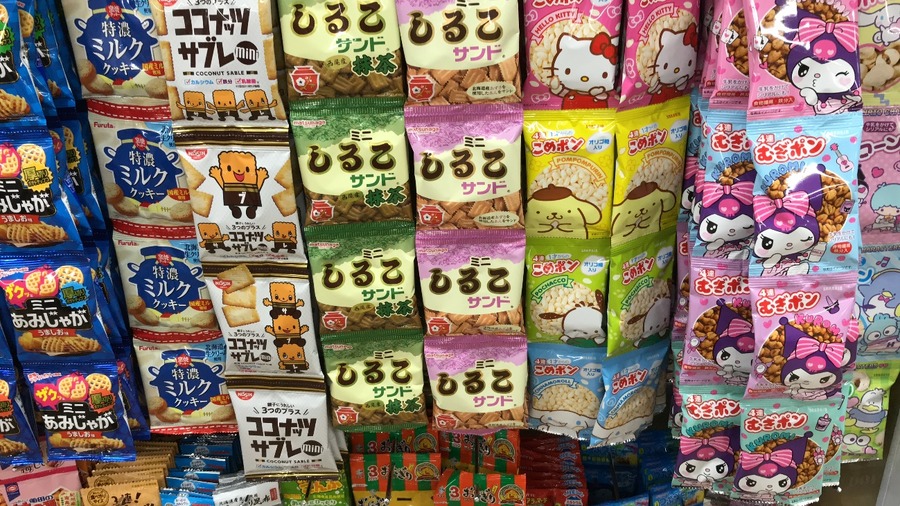 ダイソーのキャラ菓子