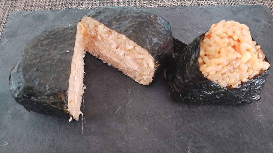 重量感のあるおにぎり