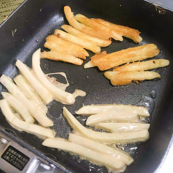 冷凍フライドポテトにこの粉で作った衣を使うとカリっと仕上がり