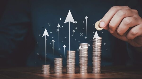 インフレの方が賃金上昇よりはやい