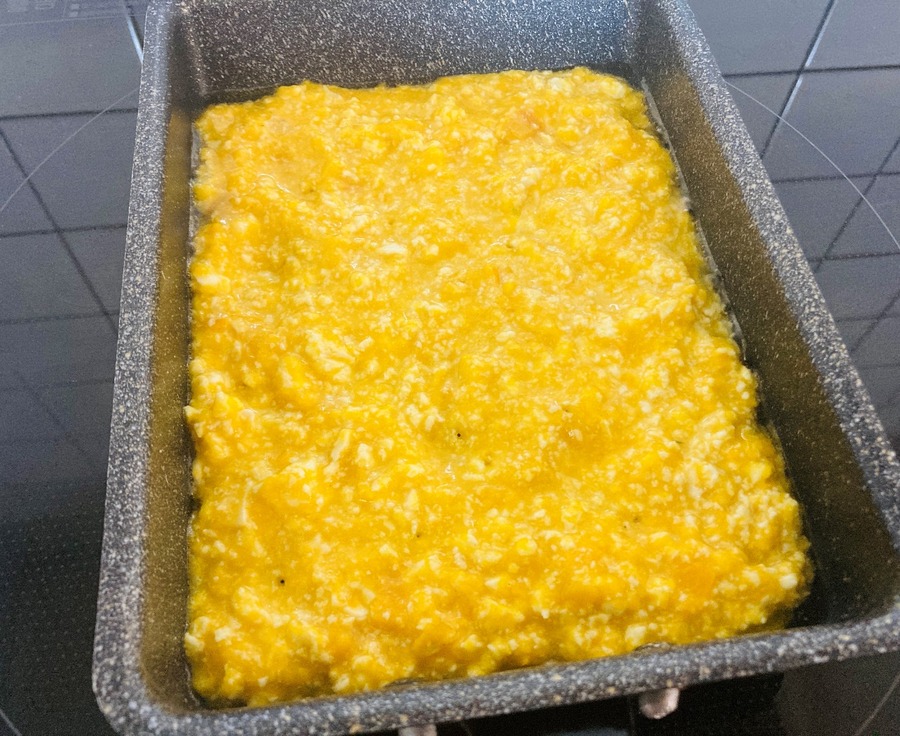 型に流すとたまごやきっぽい