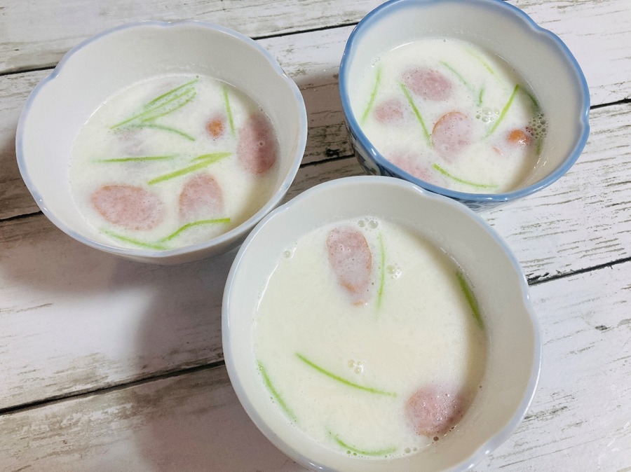 器に注いだところ