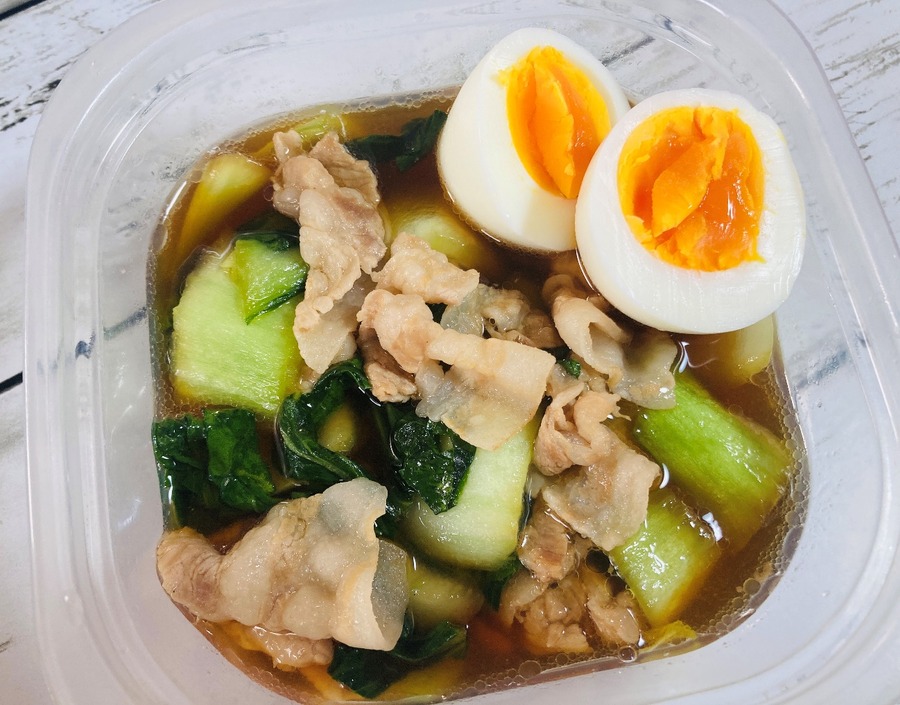 食べる時はタッパーに移してゆで卵を添えてもいいです