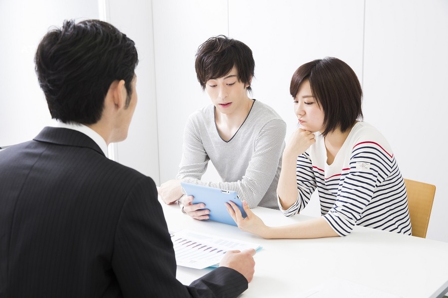 生命保険の保険料に大きく影響する「 標準利率 」はどうやって決まるか詳しく解説