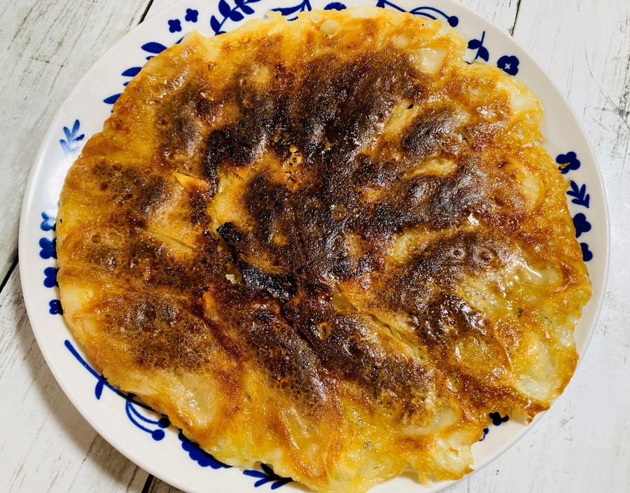 パリッと焼きあがった餃子