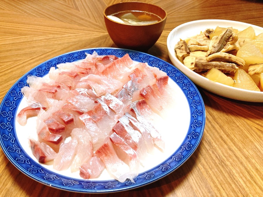 1,500円のカンパチで「一汁二菜」豪勢な夕食