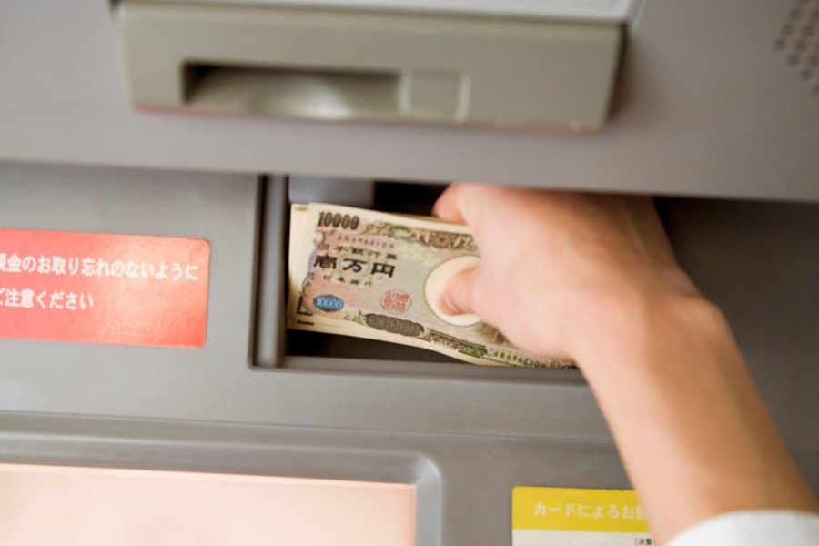 スマホでATM現金引き出しできる
