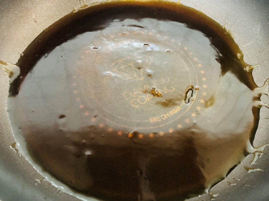 とろみあんを作っています