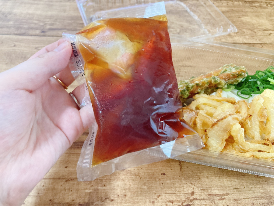 うどん弁当のおつゆ
